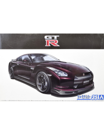 Aoshima 06218 Сборная модель Nissan GT-R R35 V-Spec '09 w/Engine