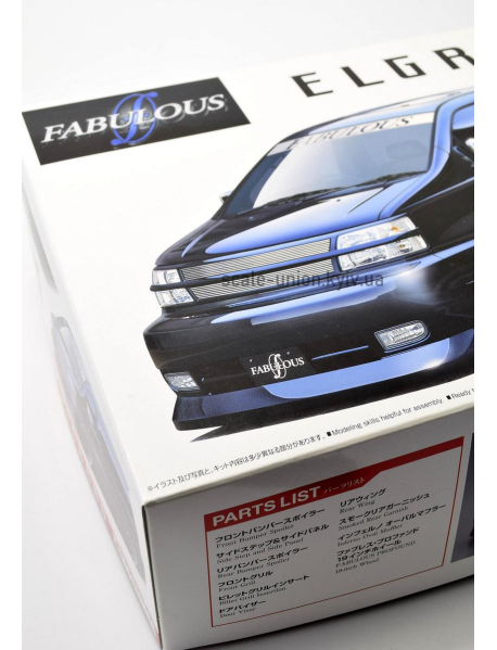 Aoshima 06530 Сборная модель автомобиля Fabulous Nissan Elgrand '00