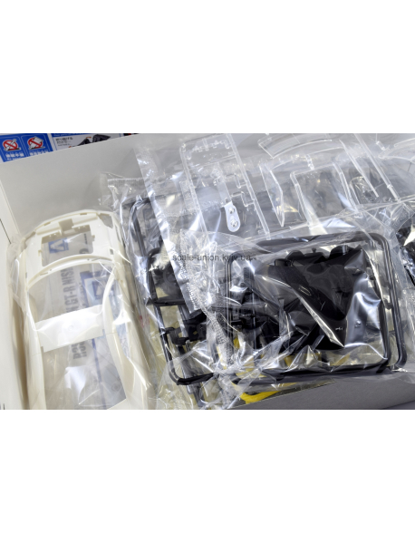 Aoshima 06592 Сборная модель Nissan GT-R R35 Nismo '22 White