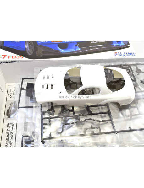 Fujimi 03808 Сборная модель автомобиля RE Amemiya Mazda RX-7 FD