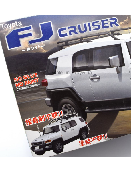 Fujimi 06612 Сборная модель автомобиля Toyota FJ Cruiser White