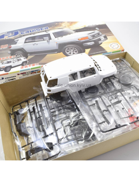 Fujimi 06612 Сборная модель автомобиля Toyota FJ Cruiser White