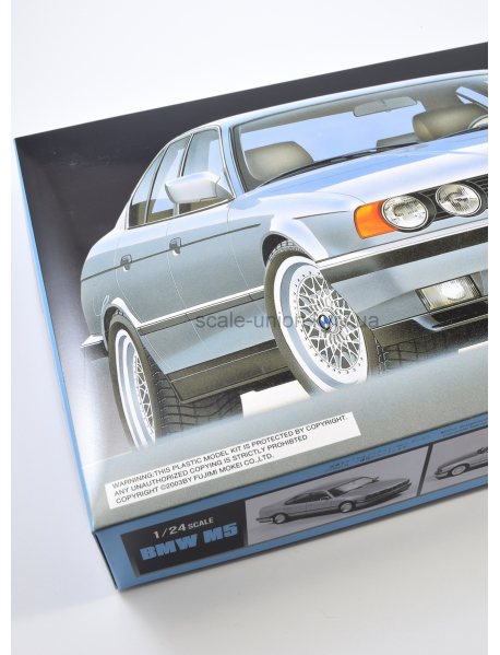 Fujimi 12094 Збірна модель автомобіля BMW M5 (E34)
