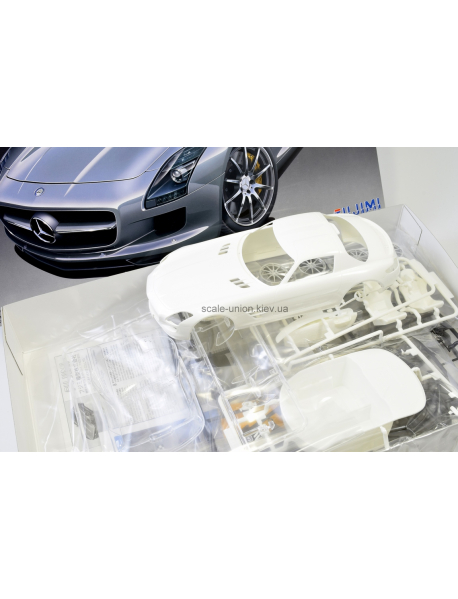 Fujimi 12392 Модель автомобиля Mercedes SLS AMG '10
