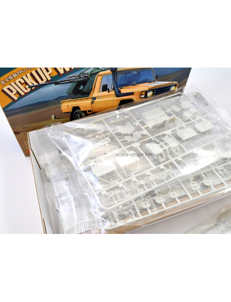 MENG VS-005 Збірна модель Toyota Pickup w/ZPU-2 