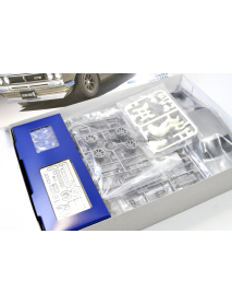 Tamiya 24335 Модель Nissan Skyline 2000 GT-R Street Custom