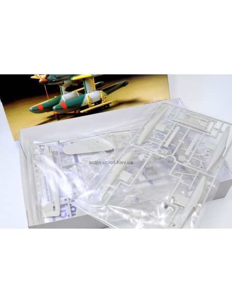 Tamiya 60737 Збірна модель літака Aichi M6A1 Seiran